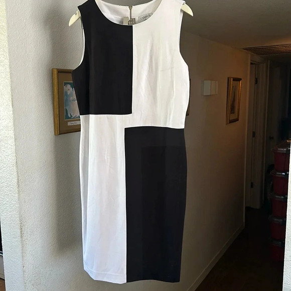 Carmen Marc Valvo stylish block color dress. Size large EUC - Picture 1 of 6